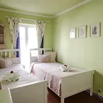 Two Bed Old Village E007 Apartmán
