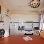 Two Bed Old Village E007 *