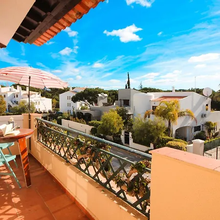 Two Bed Old Village E007 Apartment *