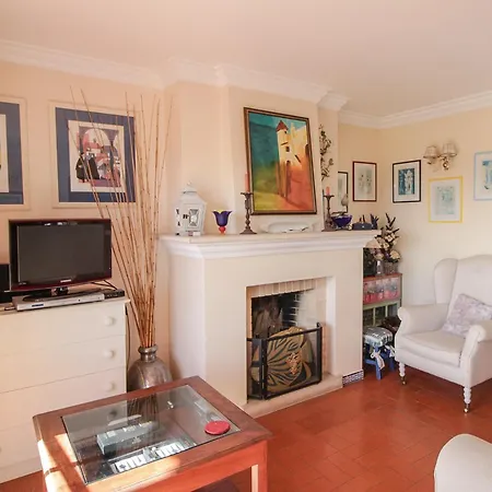 Two Bed Old Village E007